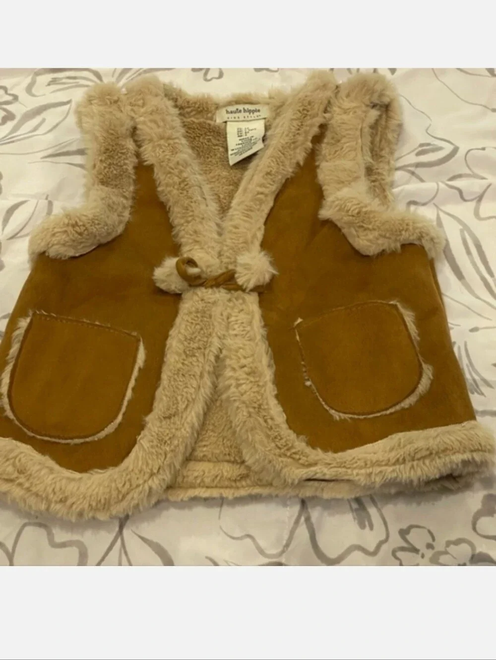 Haute Hippie 2T Bohemian Festival Boho girlFaux Suede Faux Fur Vest with Pocket